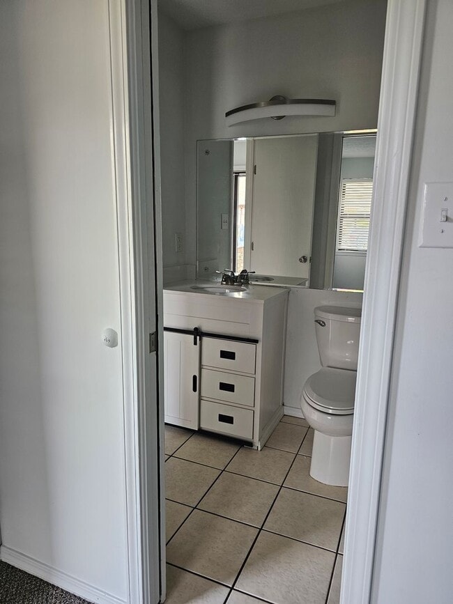 Building Photo - For rent! 2 bedroom 1 bath