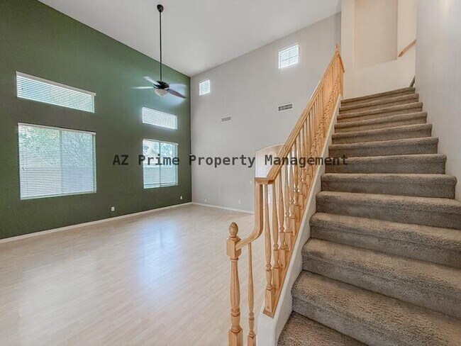 Building Photo - 17647 W Rimrock St