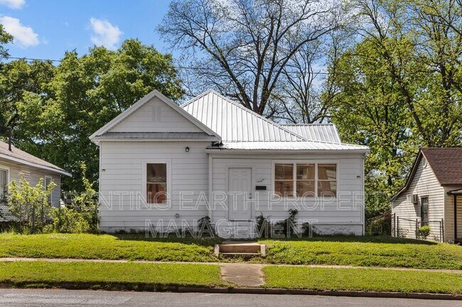 Building Photo - 2028 Avenue V