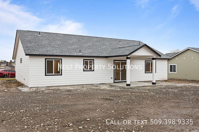 Building Photo - Built in 2023!! 3 Bed, 2 Bath Home for Rent!