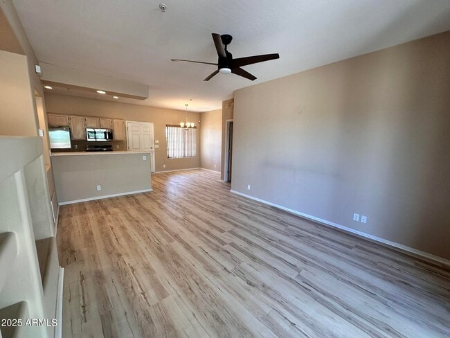 Building Photo - 9253 N Firebrick Dr
