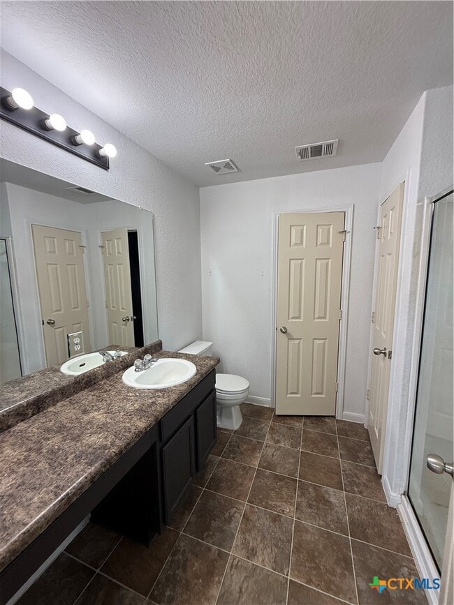 Building Photo - 426 Wind Gust