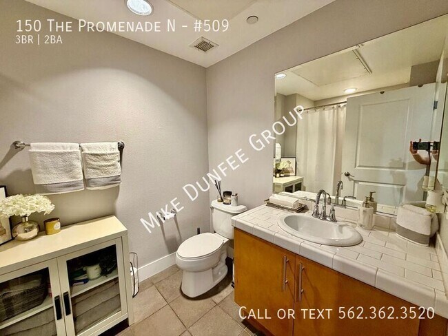 Building Photo - 150 The Promenade N