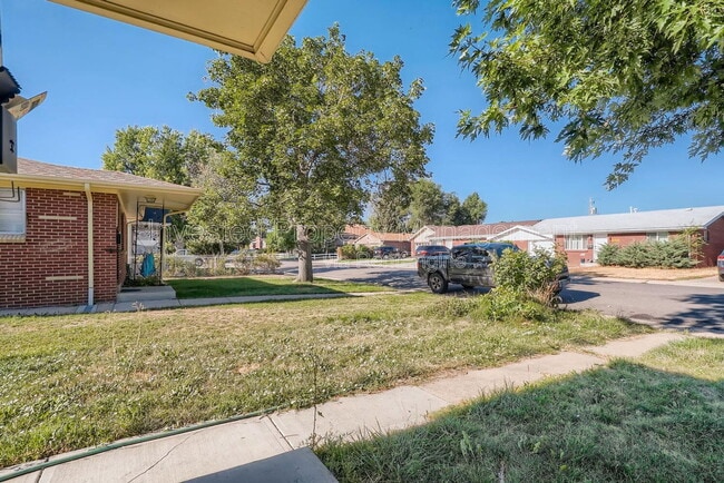 Building Photo - 1060 S Decatur St