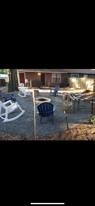 Building Photo - 2031Hanover Court