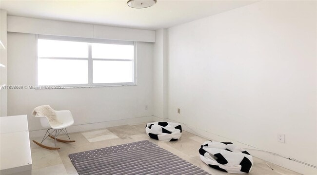 Building Photo - 177 Ocean Ln Dr