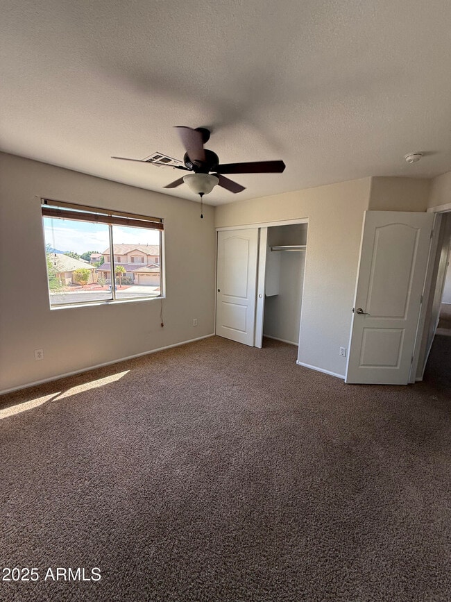 Building Photo - 11126 W Wilshire Dr