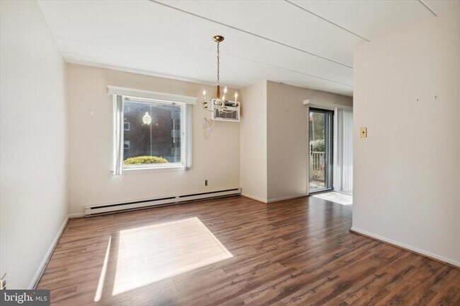 Building Photo - 100 Campbell Cir