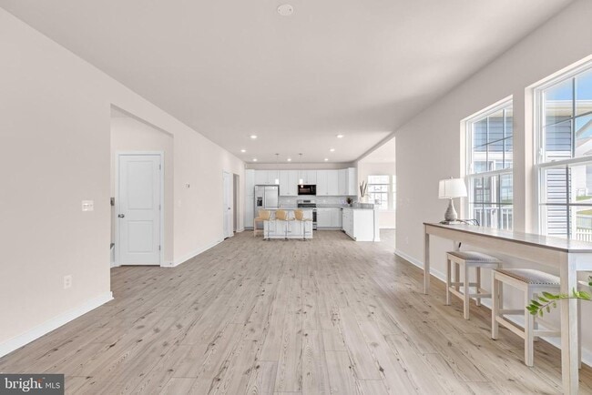 Building Photo - 2053 Whithorn Hl