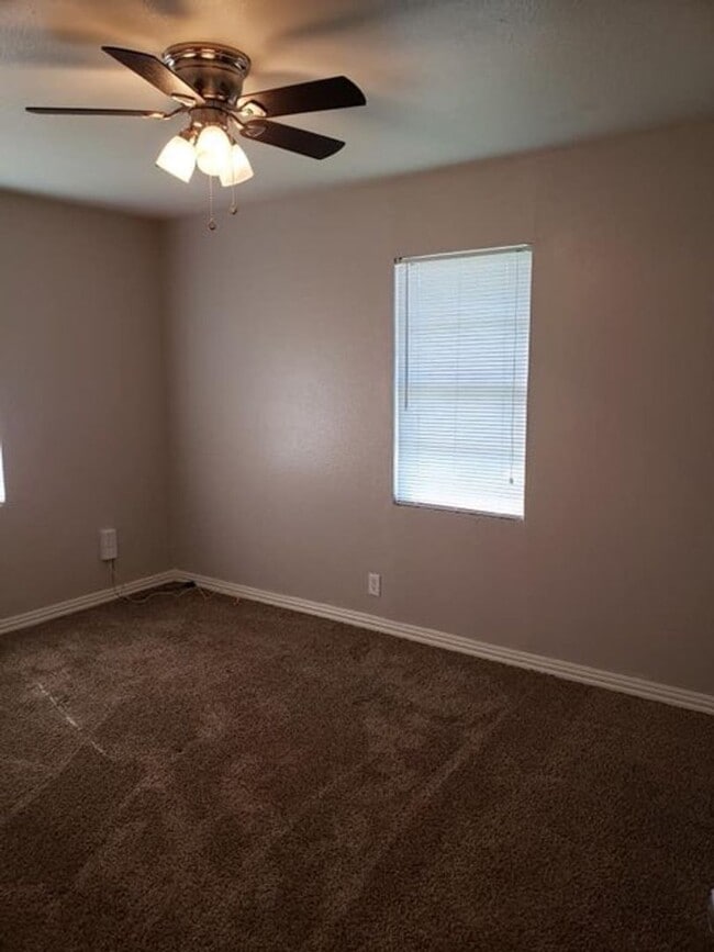 Building Photo - NISD HOME