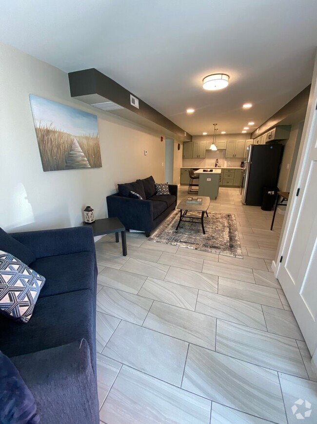 Building Photo - Corporate Housing
