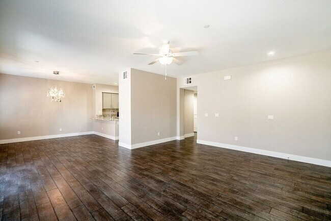 Building Photo - 845 Pantara Pl