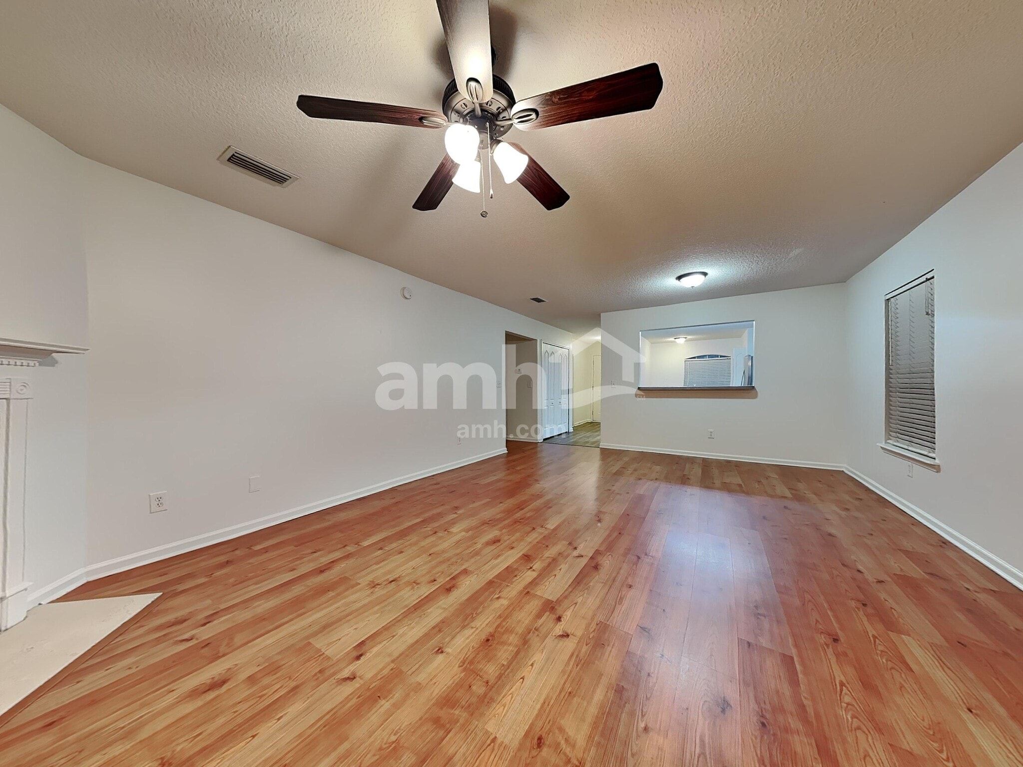 Building Photo - 3943 Hunters Lake Cir E