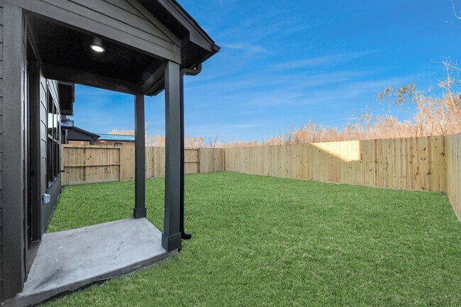 Building Photo - 5531 Nielan St