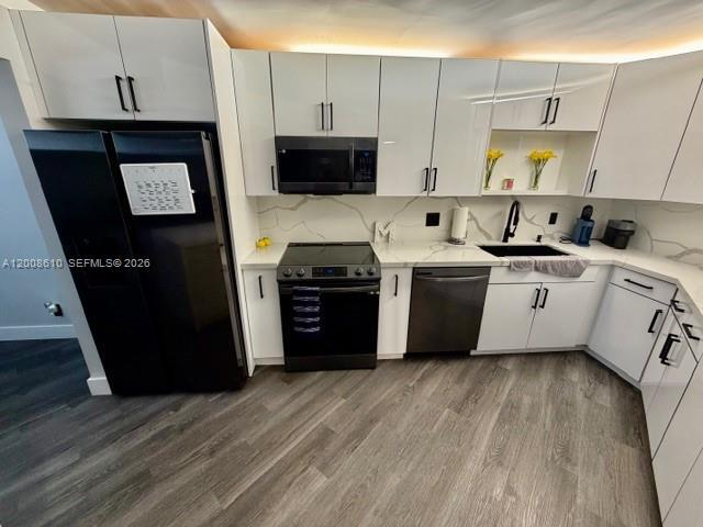 Building Photo - 5800 Camino Del Sol