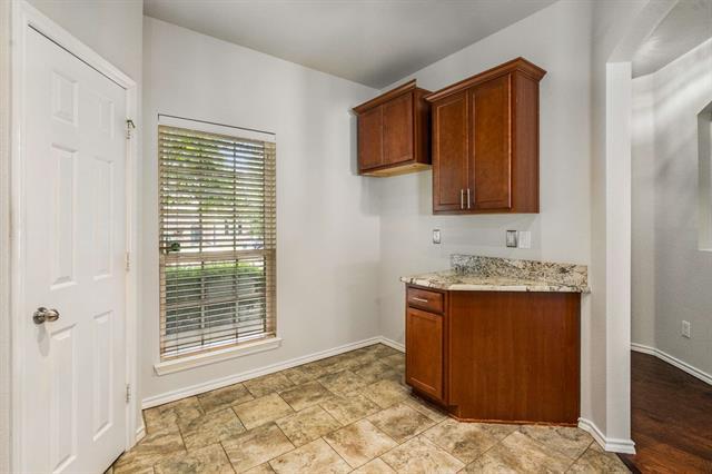Building Photo - 10969 Colonial Heights Ln