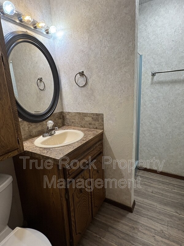 Building Photo - 23185 CR 3520
