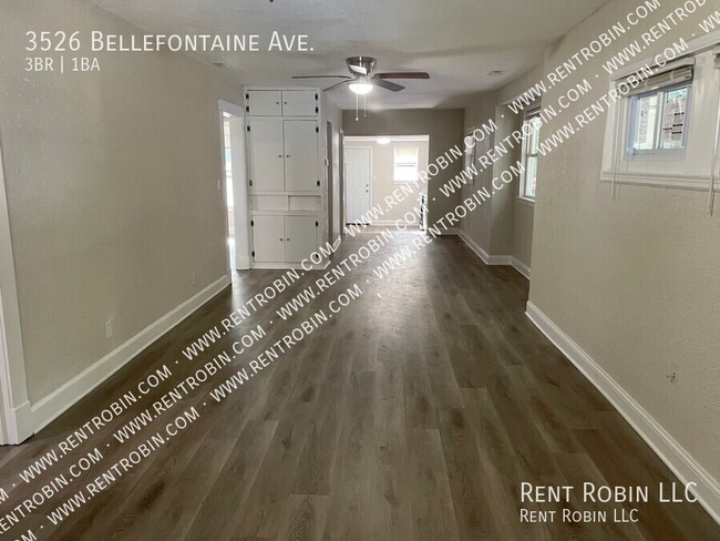 Building Photo - RENT SPECIAL! RECENTLY UPDATED!