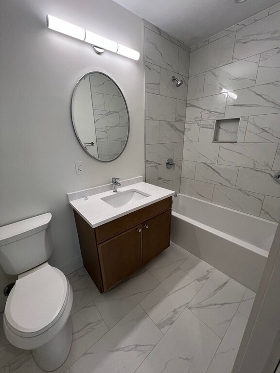 Building Photo - 105 Sea St