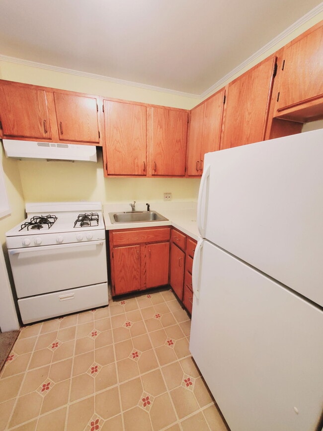 Building Photo - 99 Prospect St