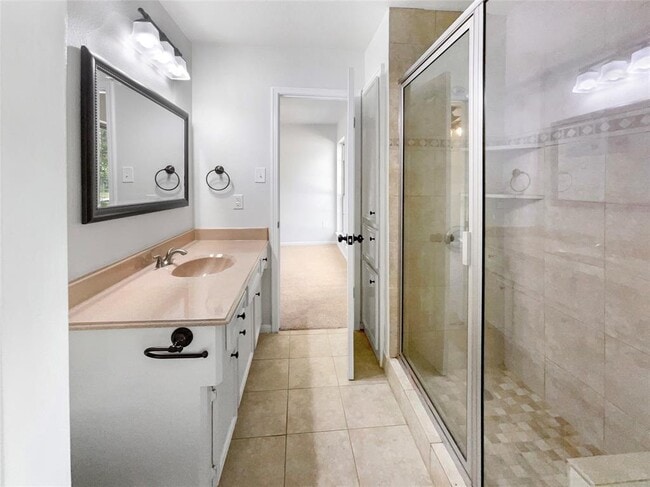 Building Photo - 16126 Spinnaker Dr