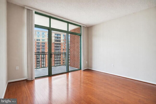 Building Photo - 11700 Old Georgetown Rd