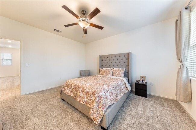 Building Photo - 1111 Diggy Dr