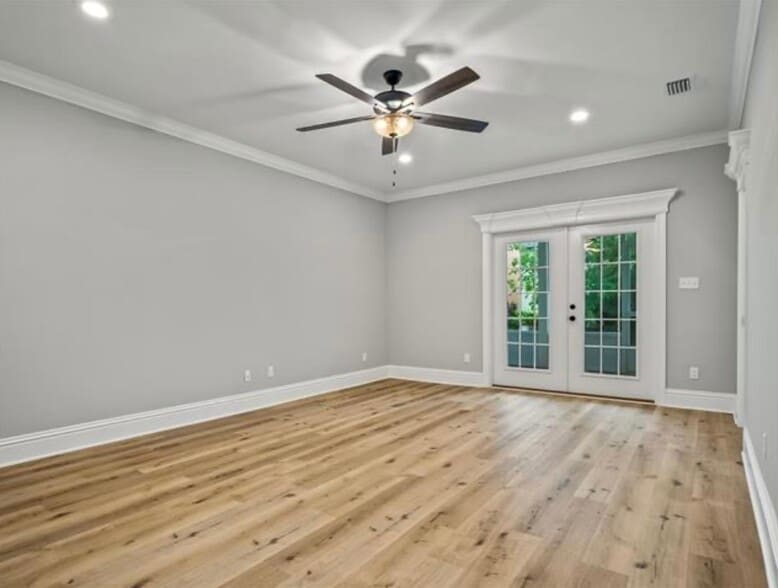 Building Photo - 10 Old Courthouse Way