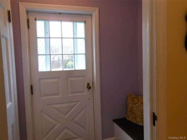 Building Photo - 47 Monroe St