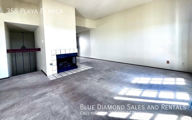 Building Photo - 358 Playa Blanca