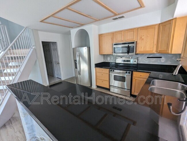 Building Photo - 10247 N 12th Pl