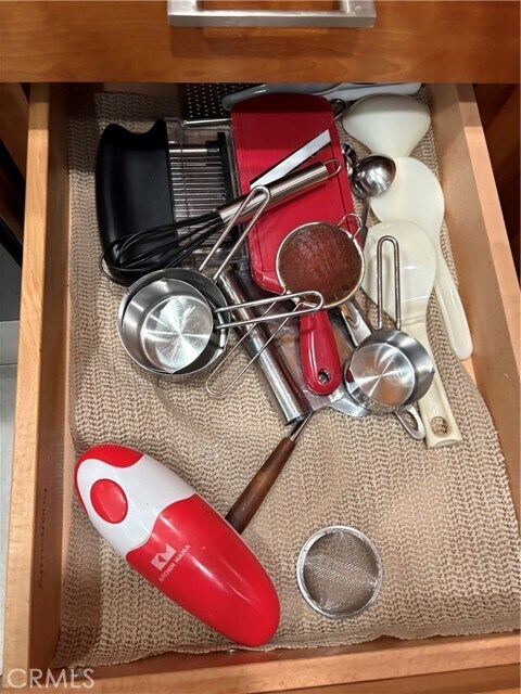 Building Photo - 525 E Seaside Way