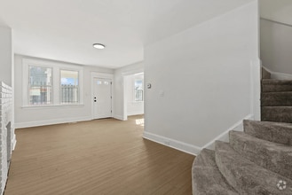 Building Photo - 3200 W Rogers Ave