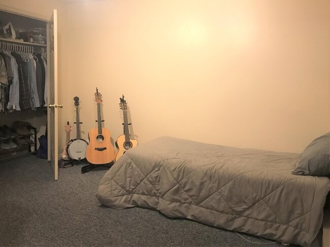 Building Photo - 565 N 300 E