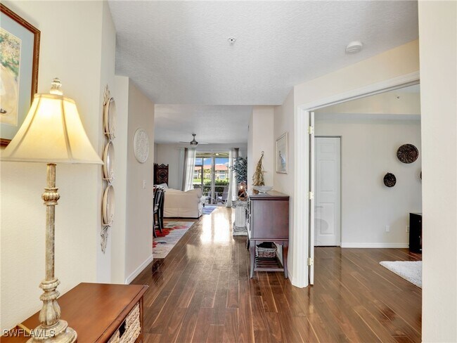 Building Photo - 6670 Huntington Lakes Cir