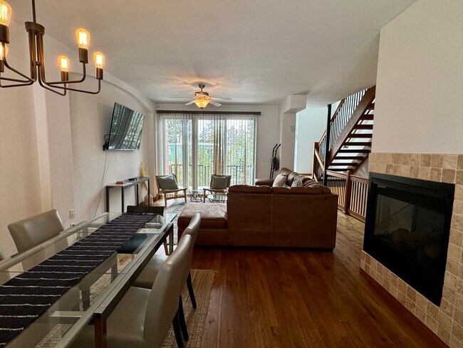 Building Photo - 76 Pinecone Trl