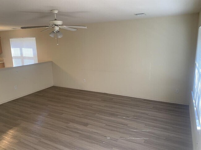 Building Photo - 380 Wetzel