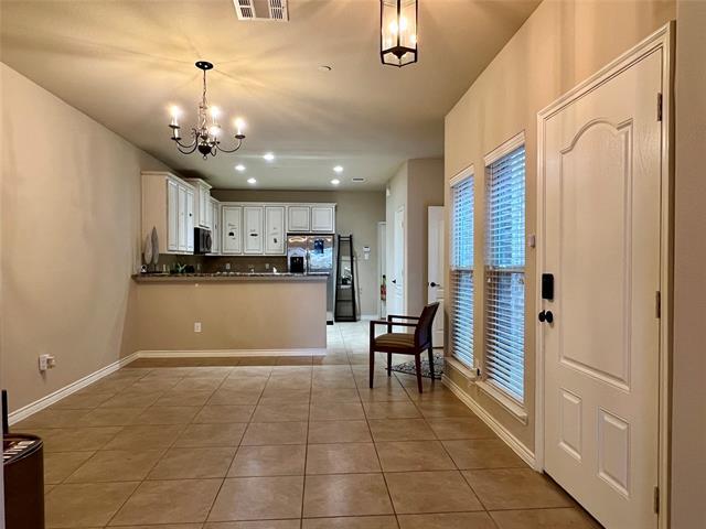 Building Photo - 4140 Comanche Dr
