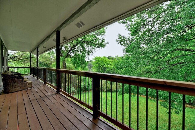 Building Photo - 11313 Menodora Dr