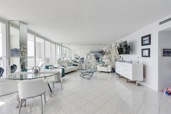 Building Photo - 1200 S Ocean Blvd