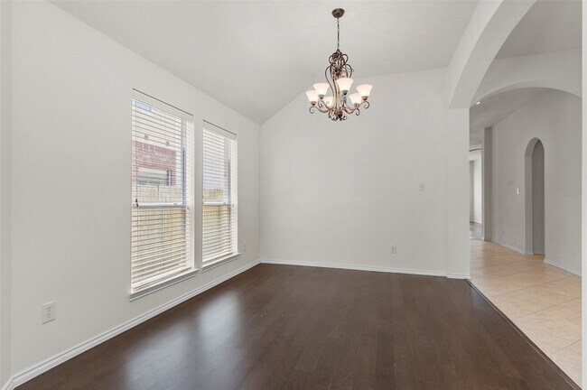 Building Photo - 11047 Pierce Valley Dr