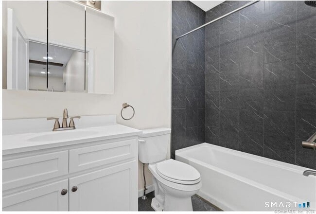 Building Photo - 455 Sherman Ave