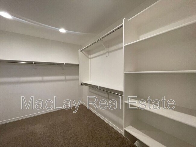 Building Photo - 1708 S 82nd Way