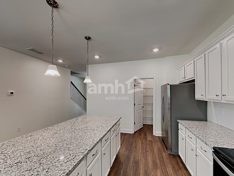 Building Photo - 412 Tributary Ln