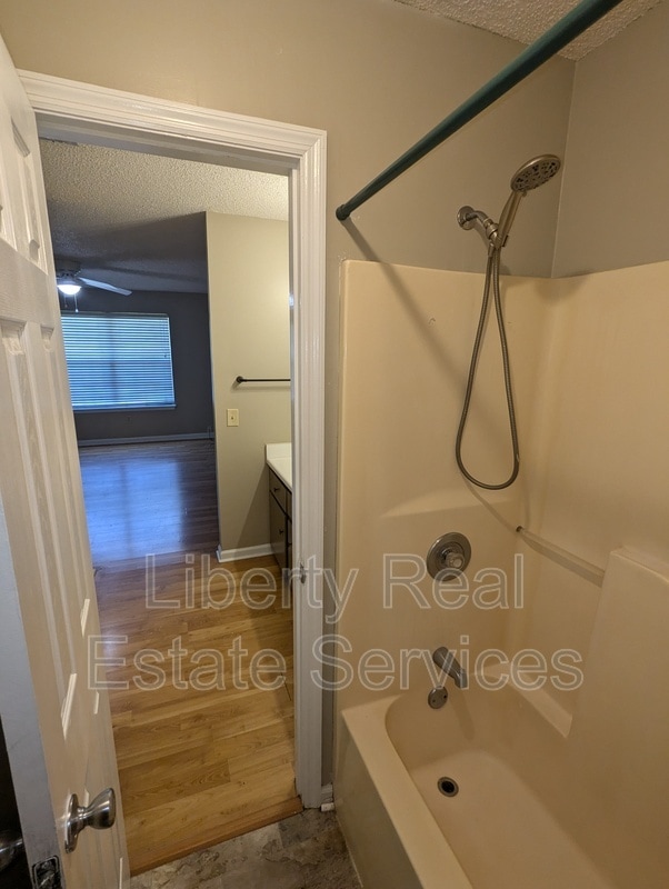 Building Photo - 1413 Desert Storm Dr