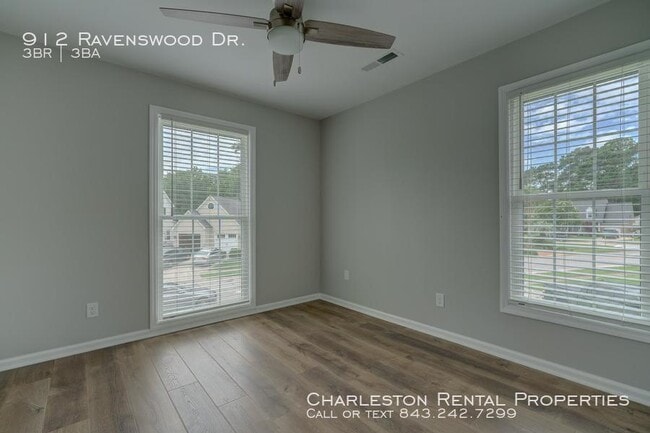 Building Photo - 912 Ravenswood Dr