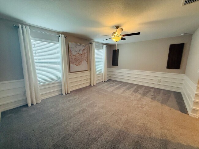 Building Photo - Townhouse in Land O' Lakes - The Townes at Lake Thomas