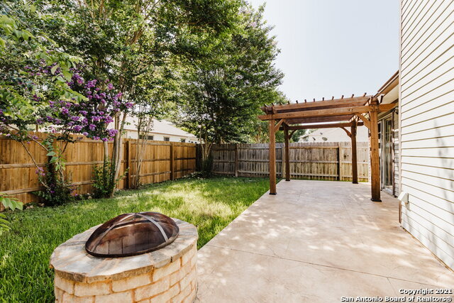 Building Photo - 11855 Knobsby Way