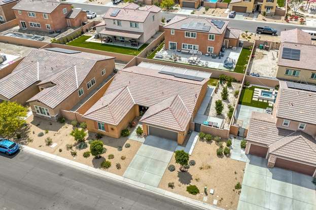 Building Photo - 83393 Iron Horse Rd
