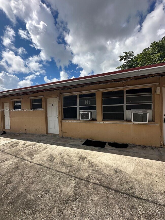 Building Photo - 5797 Flagler St